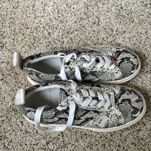 Snakeskin Pattern Sneakers with White Laces platform - Picture 1 of 2